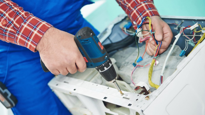 Büyükçekmece Grundig Grundig çamaşır makinesi kart tamiri – Su almama arızası orijinal parça ile giderildi. - Teknik servis örneği